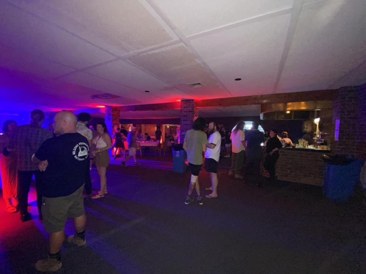 Charlton Motel Ngoại thất bức ảnh
