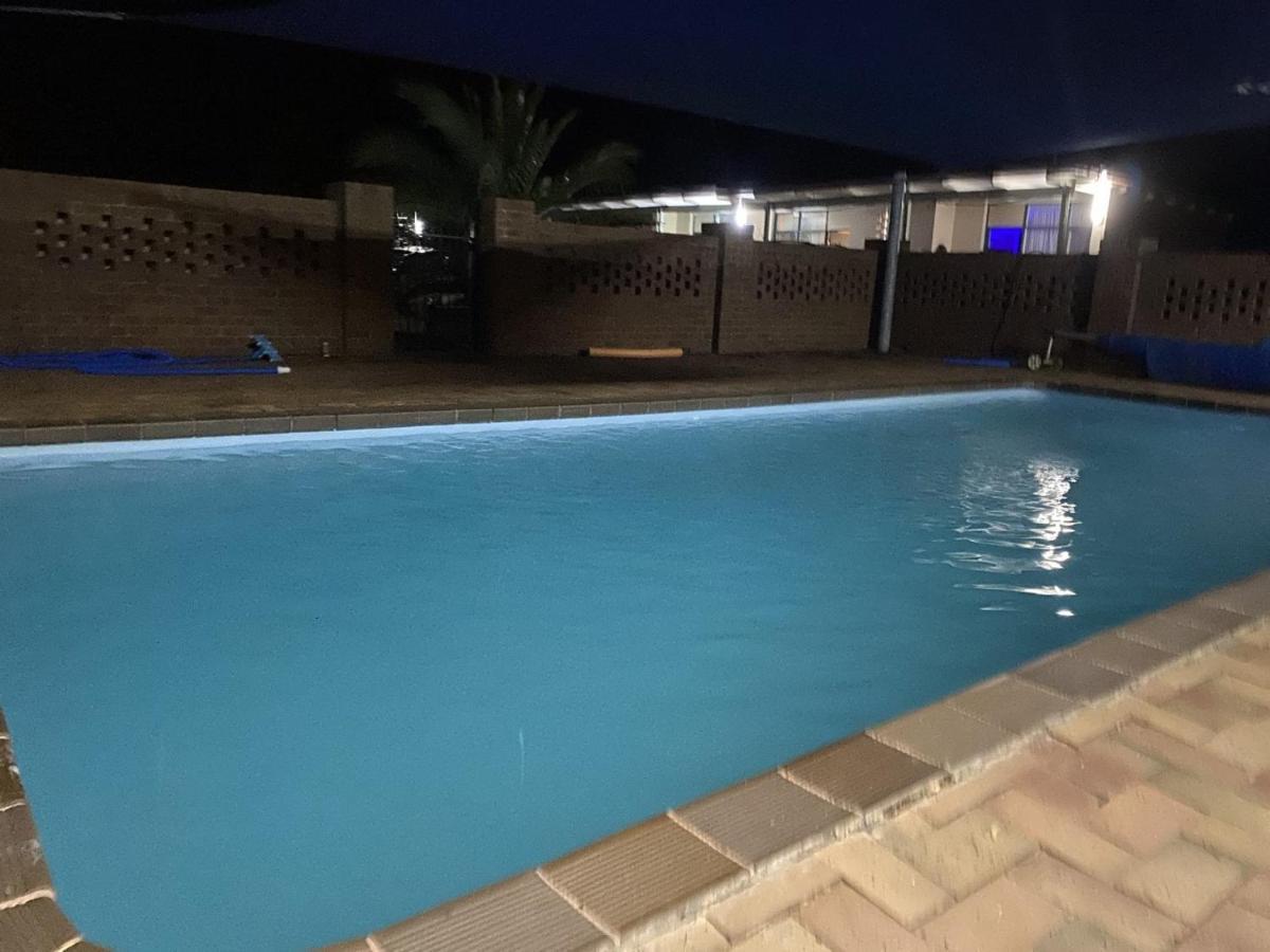 Charlton Motel Ngoại thất bức ảnh