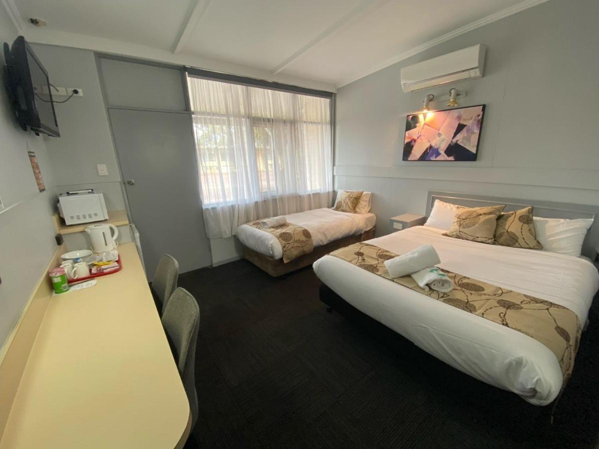 Charlton Motel Ngoại thất bức ảnh