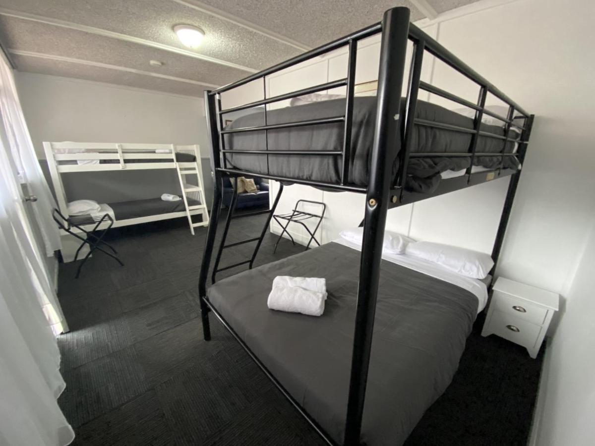 Charlton Motel Ngoại thất bức ảnh