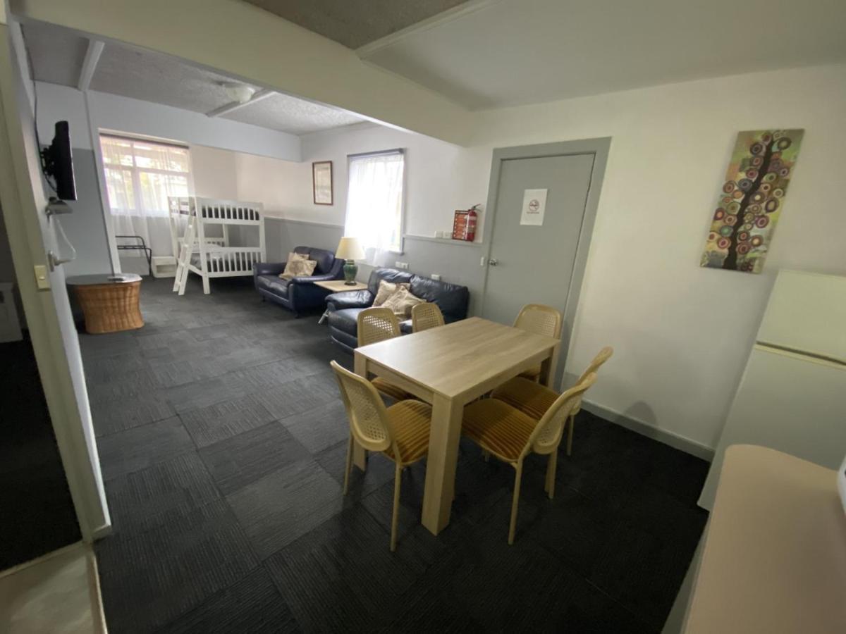 Charlton Motel Ngoại thất bức ảnh