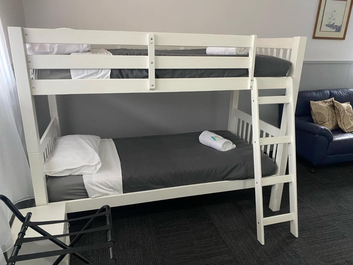 Charlton Motel Ngoại thất bức ảnh