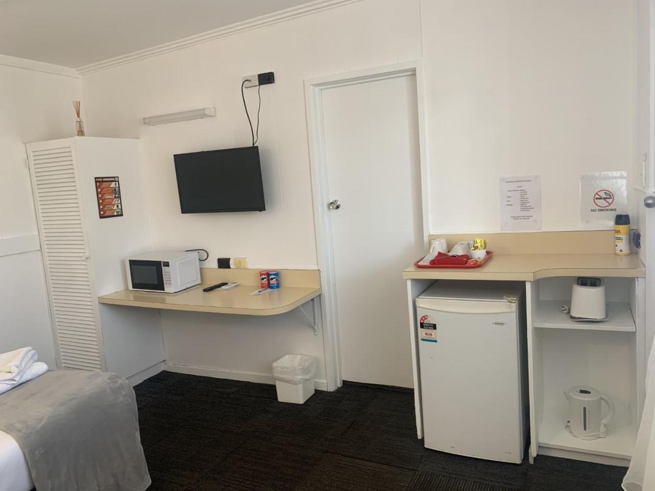 Charlton Motel Ngoại thất bức ảnh