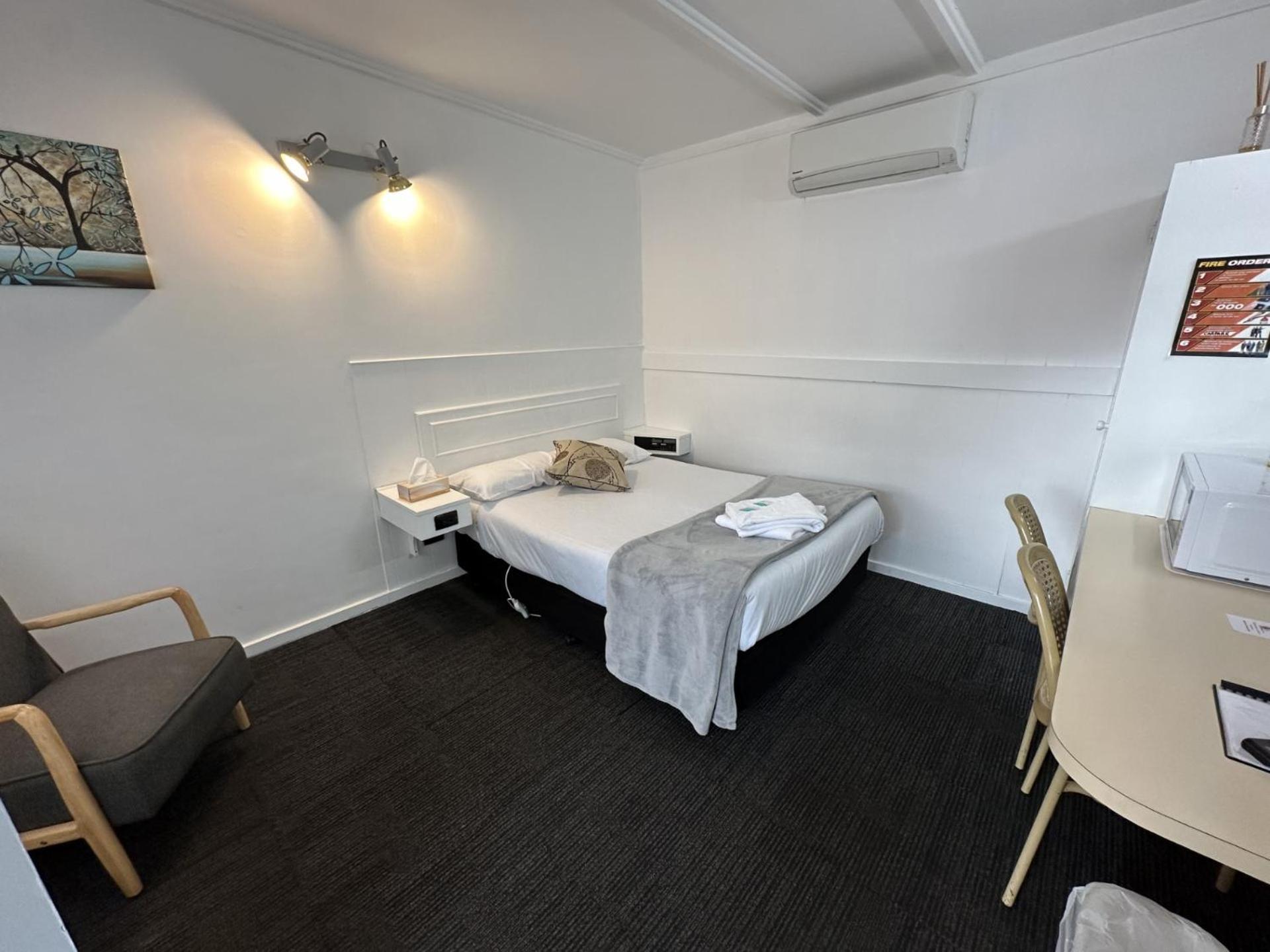 Charlton Motel Ngoại thất bức ảnh