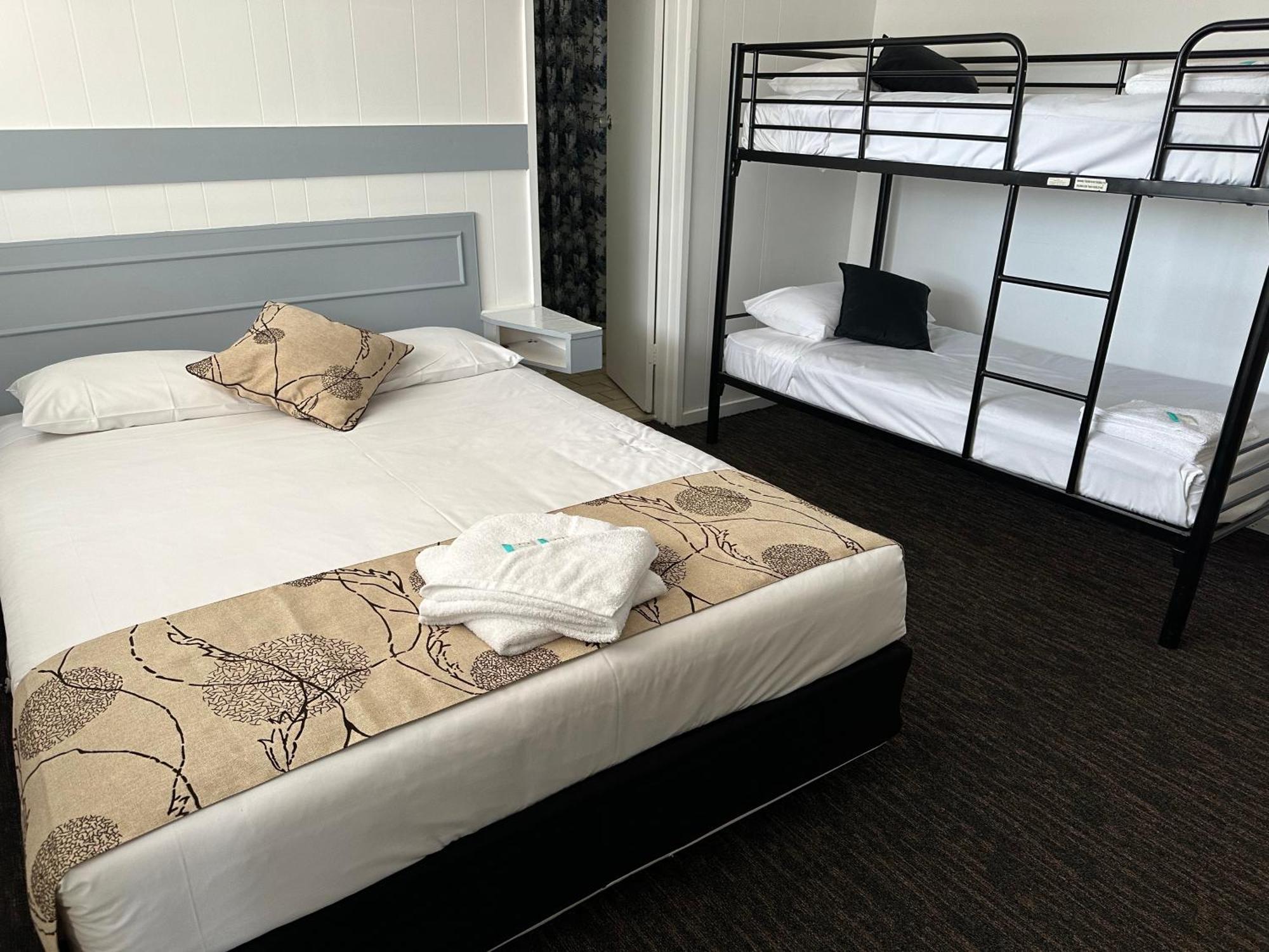 Charlton Motel Ngoại thất bức ảnh