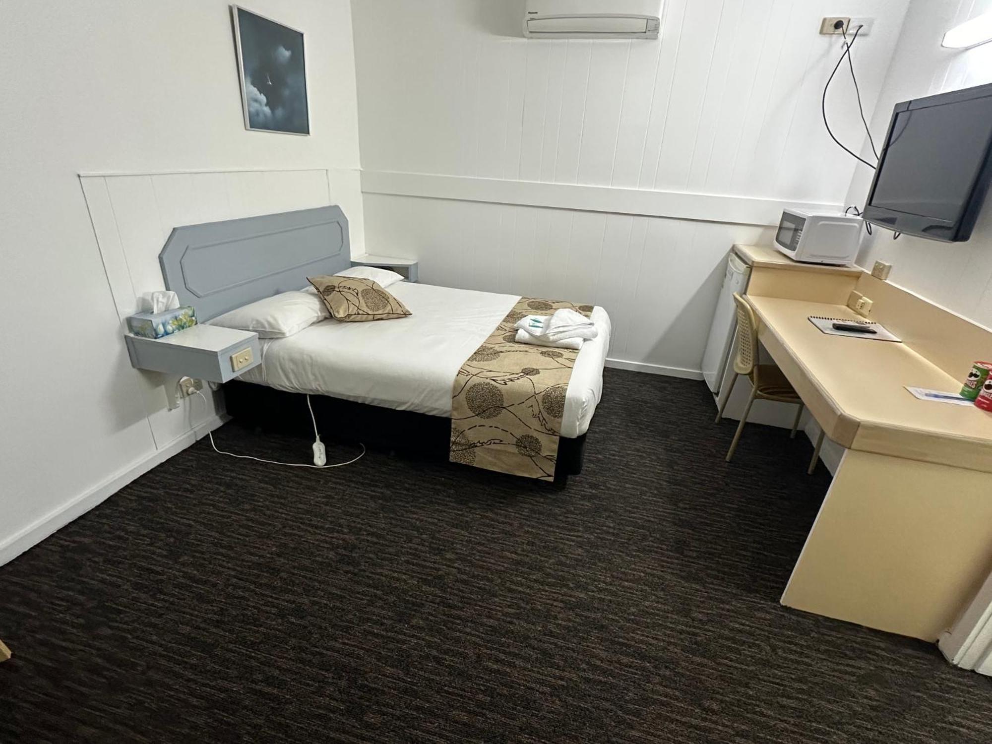 Charlton Motel Ngoại thất bức ảnh